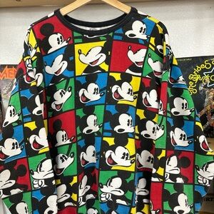 Vintage 90’s Disney Mickey Mouse Sweatshirt